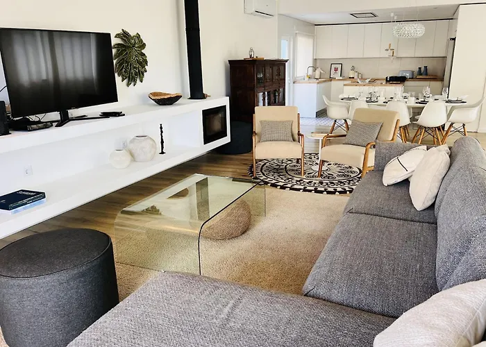 וילה Amendoa לואה