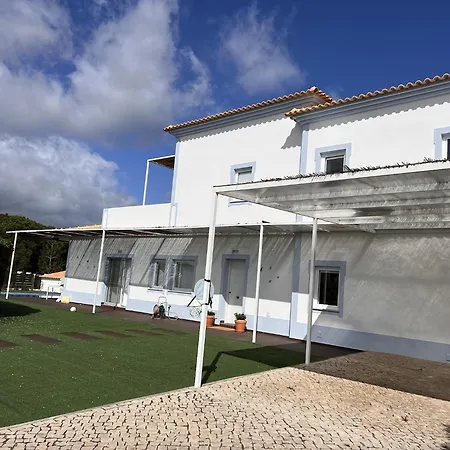 Amendoa Villa *